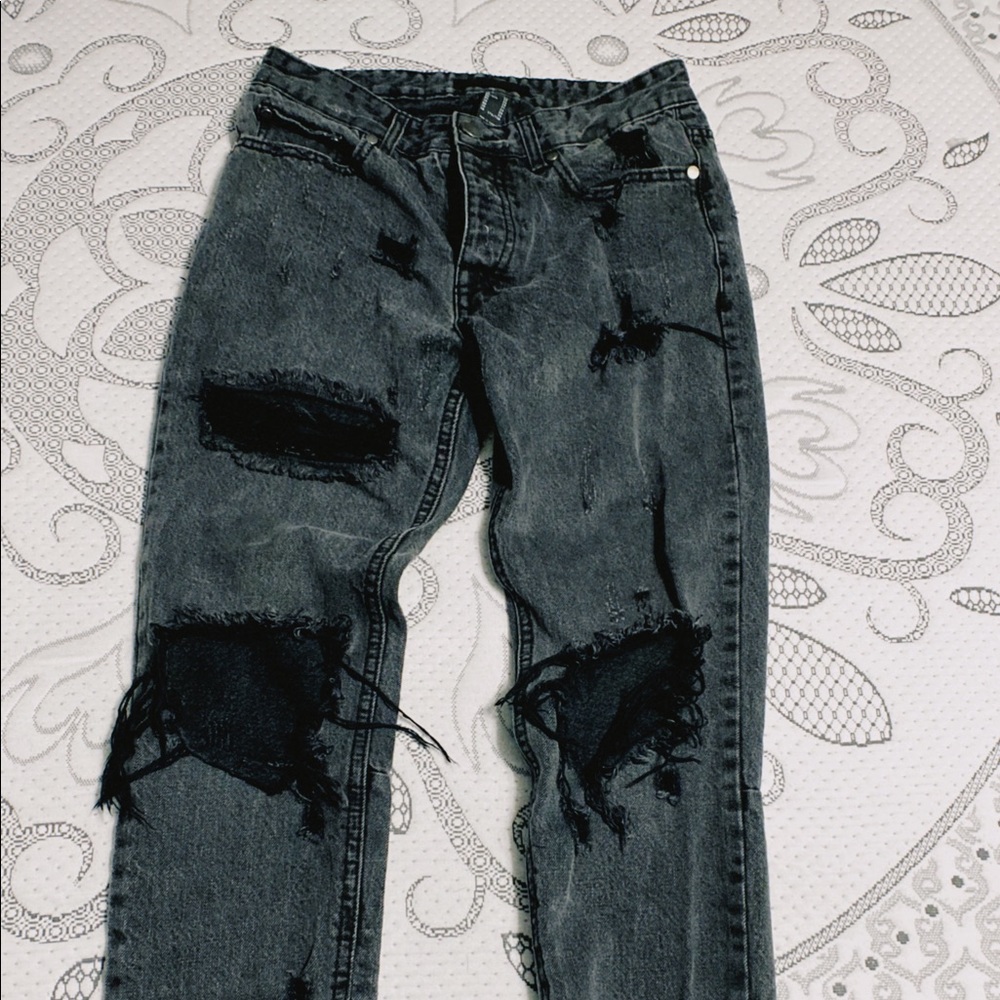 grey/black jeans